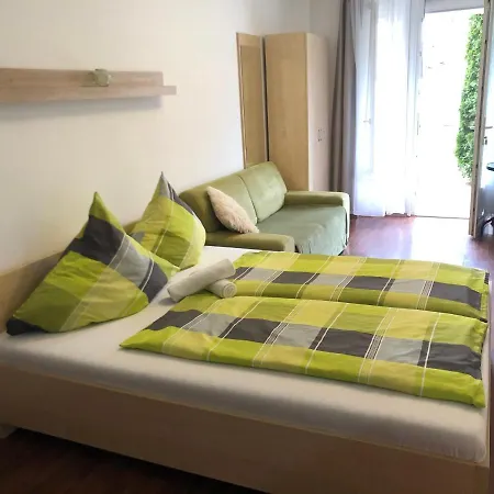 Panorama Wellness Apartment Hotel 4*