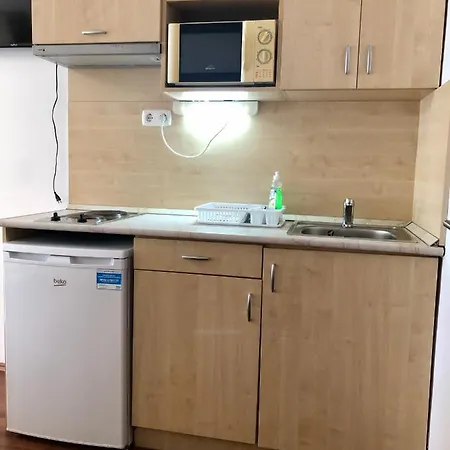 Panorama Wellness Apartment Hotel *