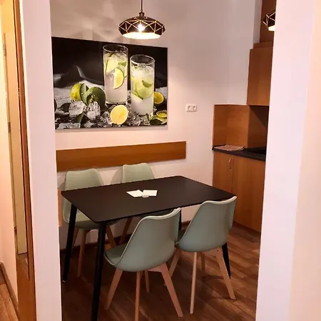 아파트 Panorama Wellness Apartment Hotel *