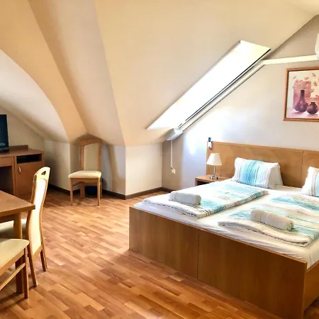 아파트 Panorama Wellness Apartment Hotel *