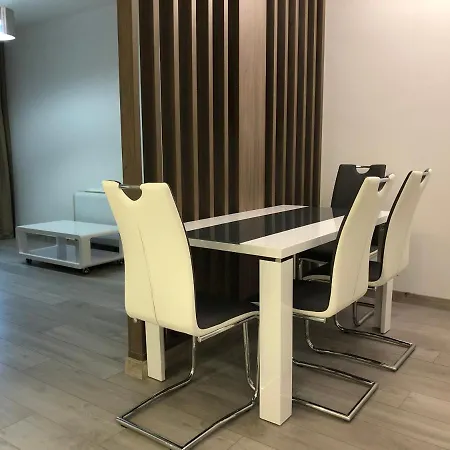 Panorama Wellness Apartment Hotel 아파트
