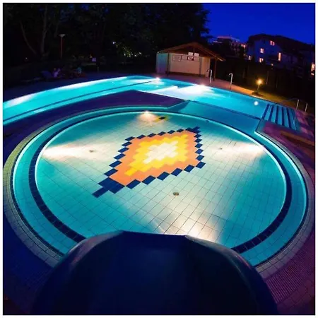 Panorama Wellness Apartment Hotel *