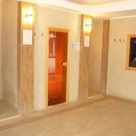 아파트 Panorama Wellness Apartment Hotel Hajdúszoboszló