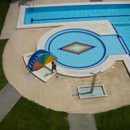 Panorama Wellness Apartment Hotel 아파트 *